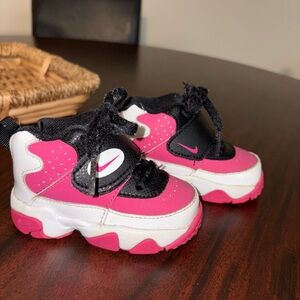 Nike Kids Black and Pink Sneakers